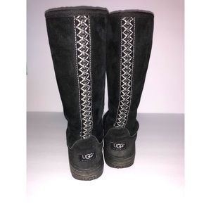 Black Ugg Boots *CLOSET CLOSING LAST CHANCE*